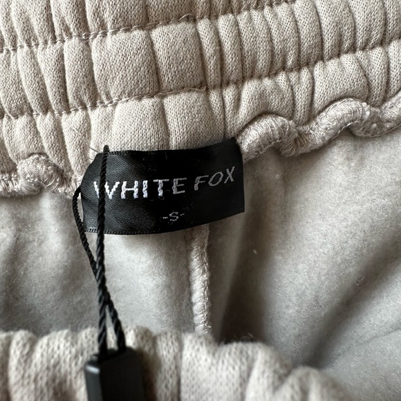 Women’s shorts - Picture 3 of 4